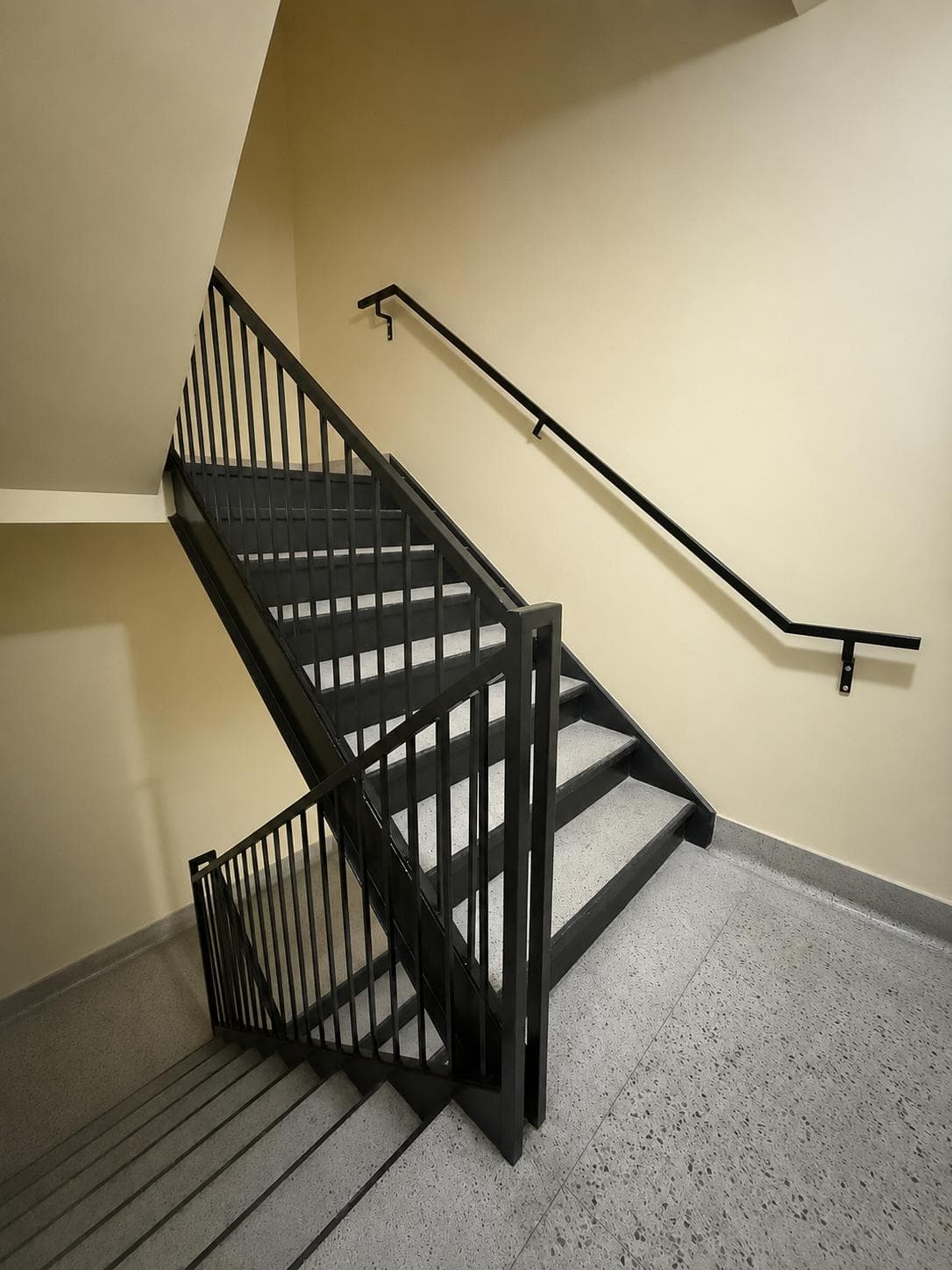 Handrails & Staircases Railings